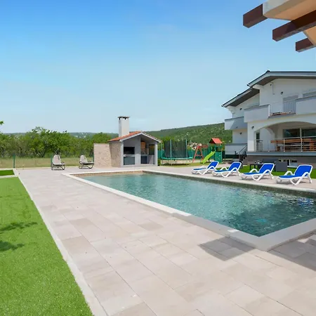 Awesome In With Wifi Holiday home