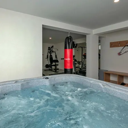 Awesome In With Wifi Holiday home